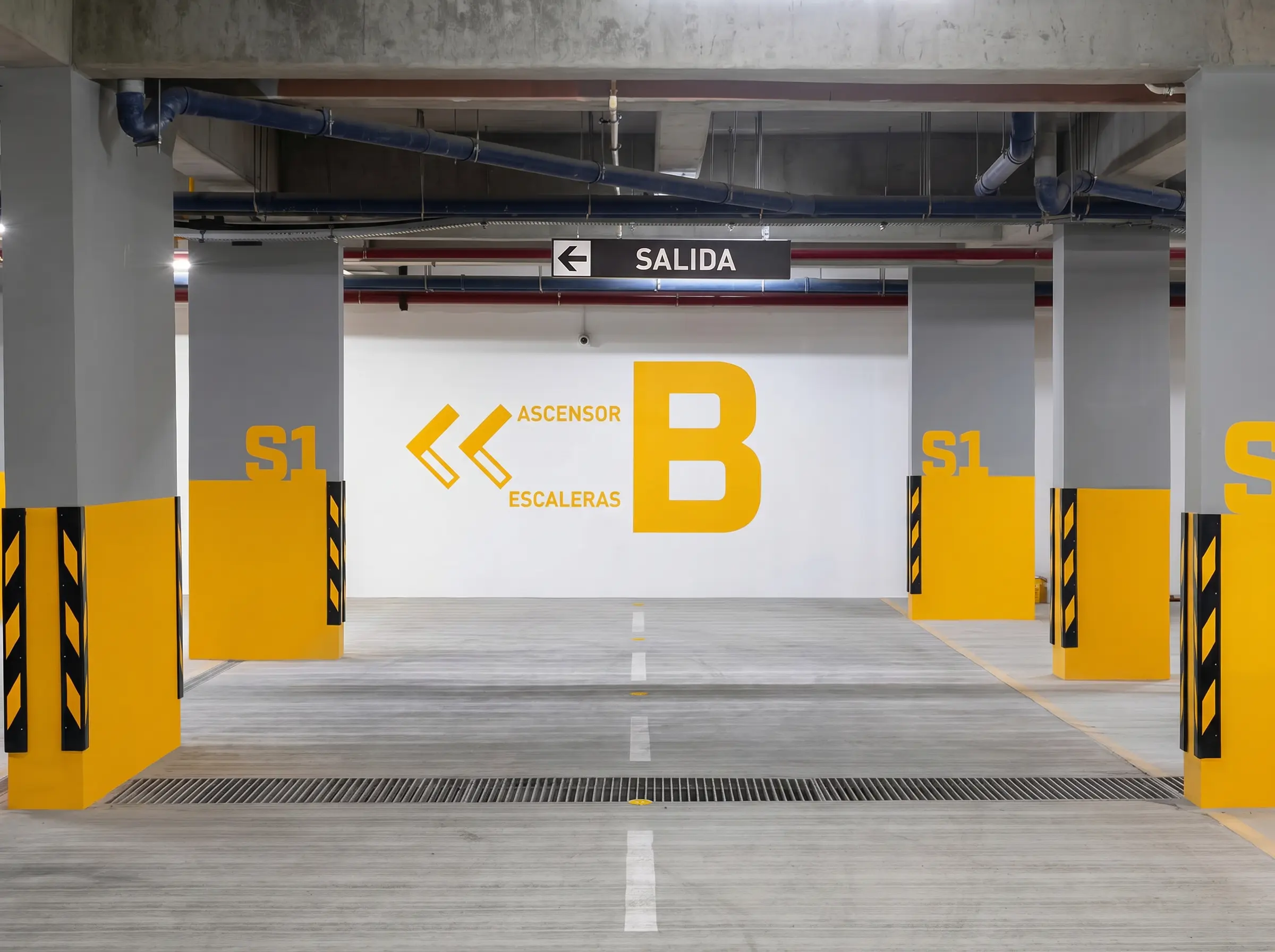 Sistema de wayfinding en estacionamiento subterráneo